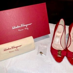 Salvatore Ferragamo Vera Patent Peep-toe Heels In Red size 5 NWT